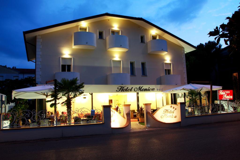 קרביה Hotel Monica מראה חיצוני תמונה
